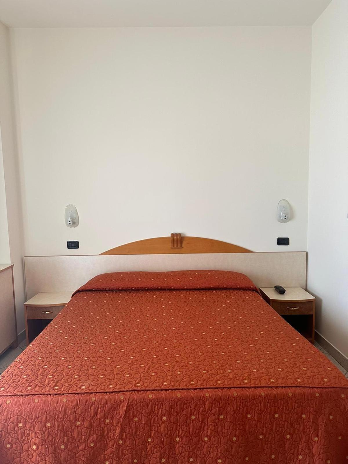 Hotel Ambra Rimini Kamer foto