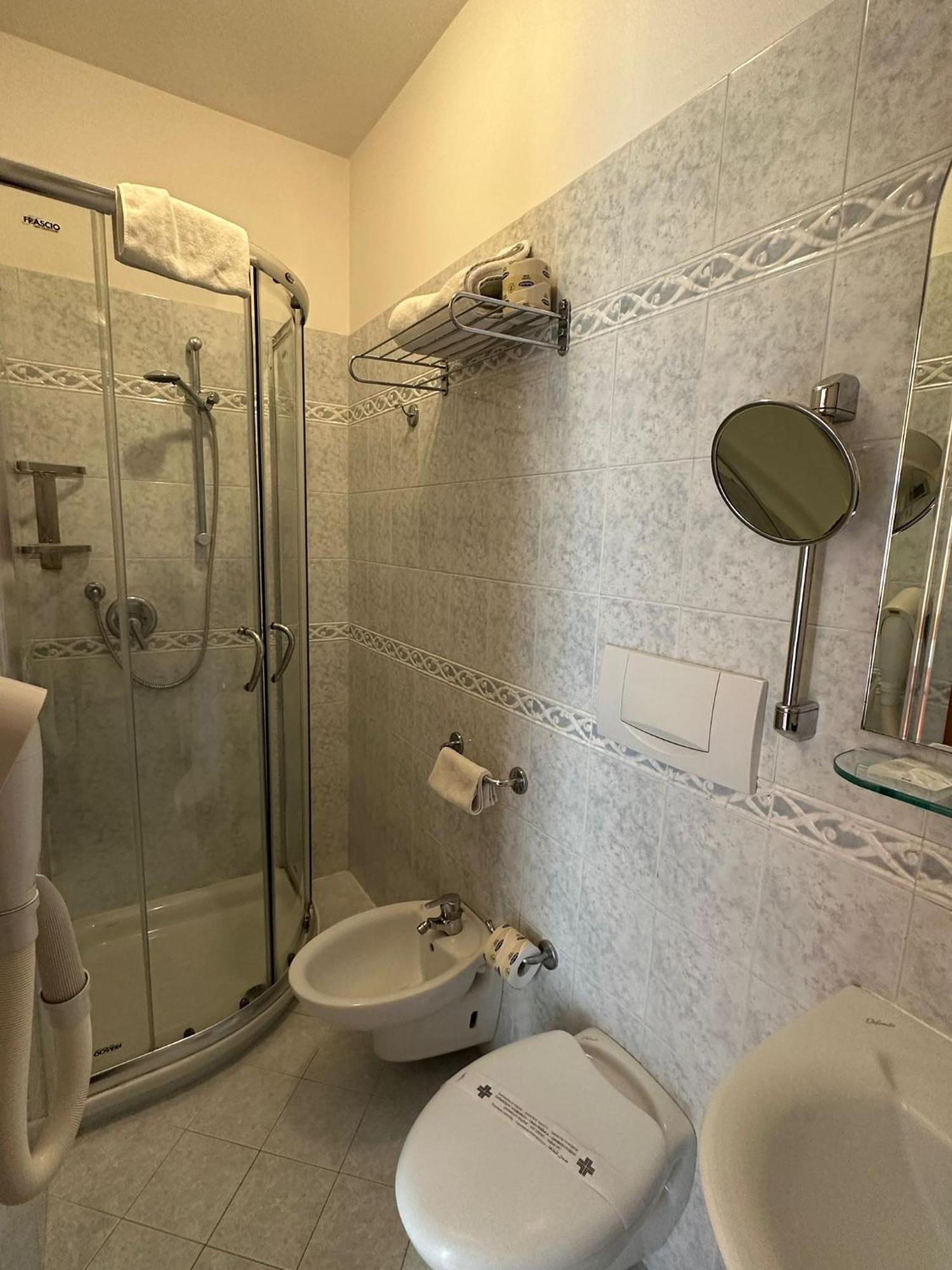 Hotel Ambra Rimini Kamer foto